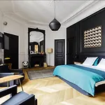 Champs-Élysées Arc de Triomphe